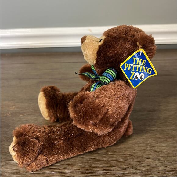 Petting Zoo Dark Brown Teddy Bear‎ Green Plaid Bow Plush With Swing Tag - Picture 2 of 5